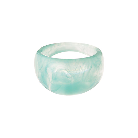 Round resin ring