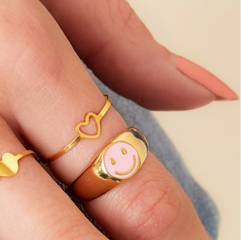 Heart ring