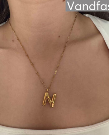 Annebrauner Ballon Bogstav Halskæde 18k Guldbelagt