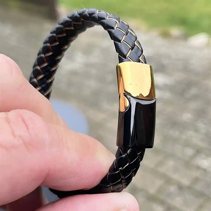 Major Armbånd Imt Læder Med Gylden Snor