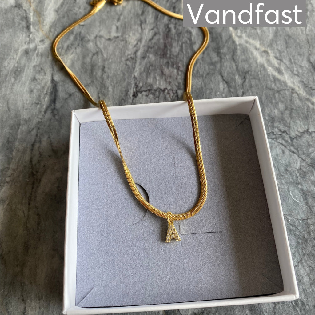 Annebrauner Snake Letter Halskæde 18k Guldbelagt