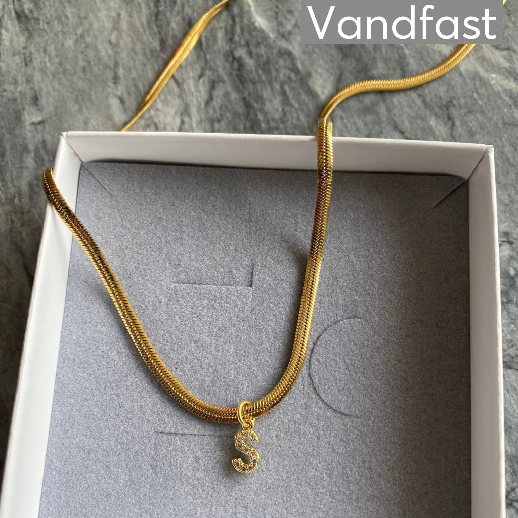 Annebrauner Snake Letter Halskæde 18k Guldbelagt
