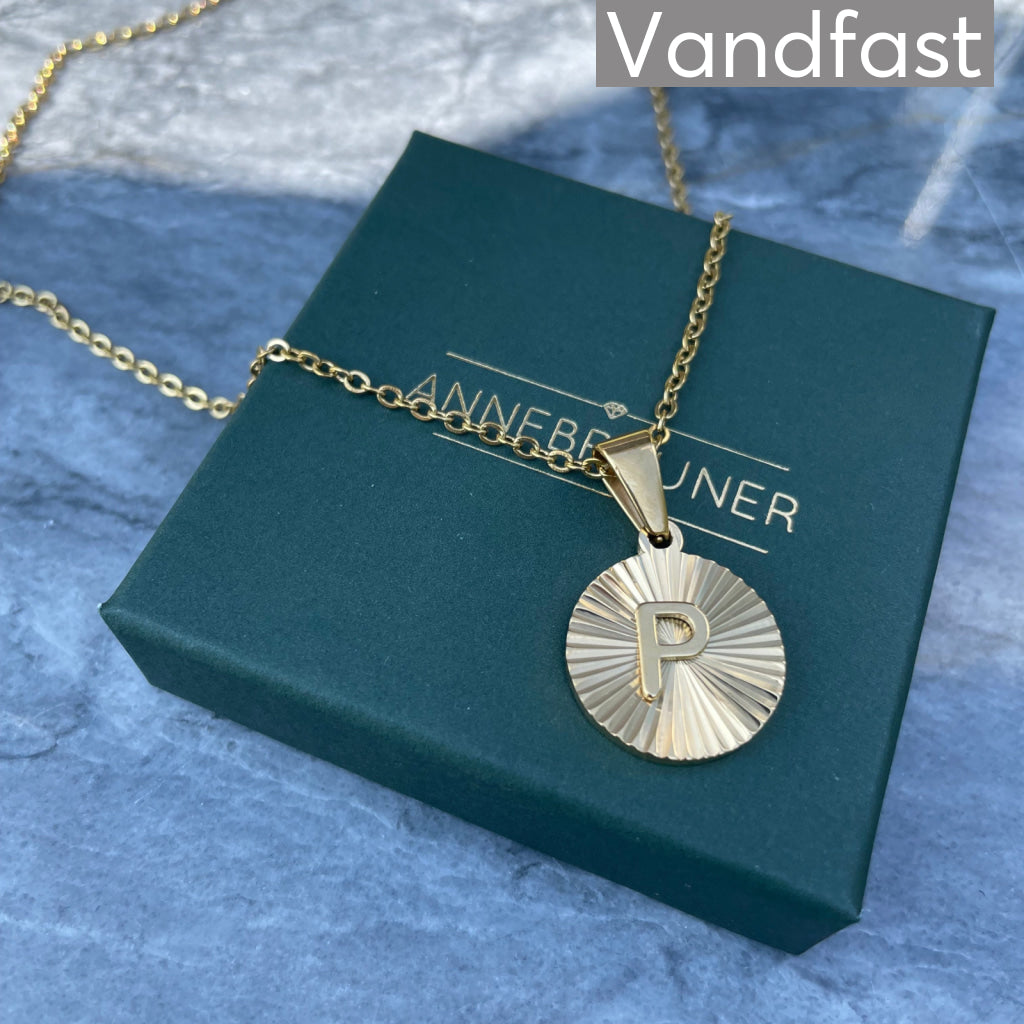 Annebrauner Sun Burst Letter Halskæde 18k Guldbelagt