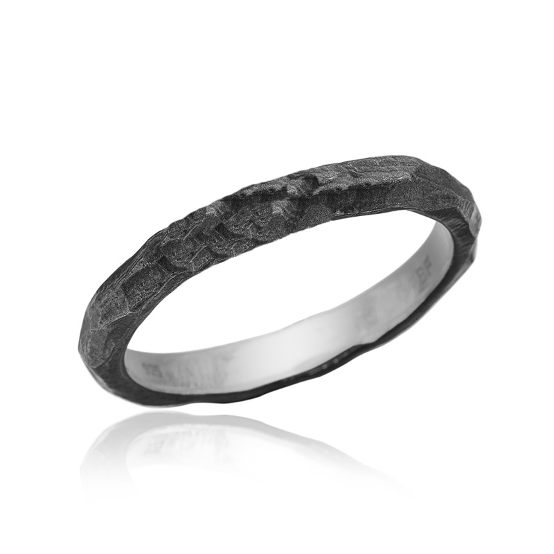 Feminin Ring   Sort Sølv 52