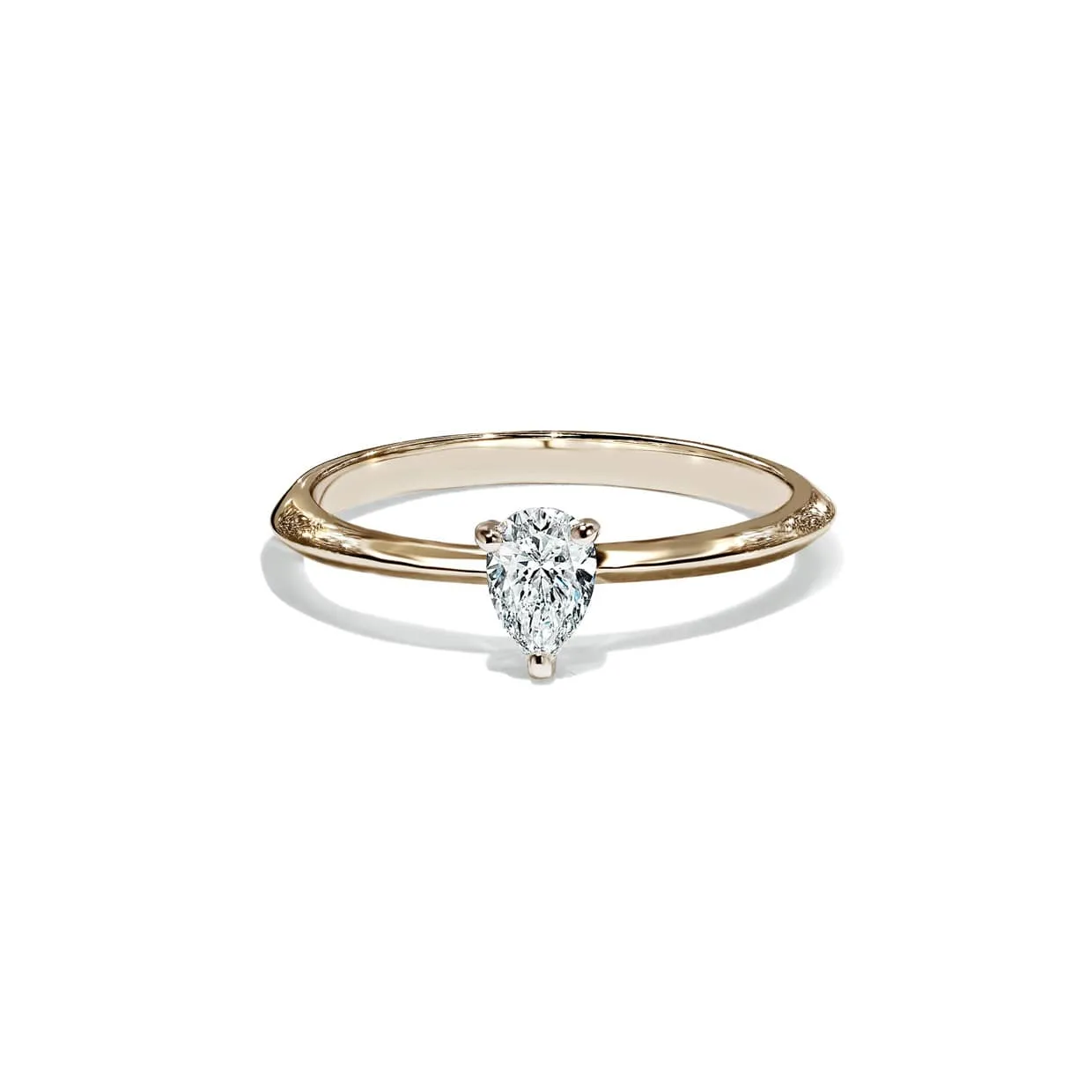 Como Solitaire Pære Cut Diamant Forlovelsesring   Guld