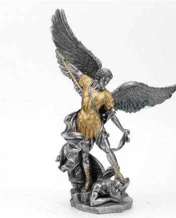 Sankt Michael Statue Og Skulptur