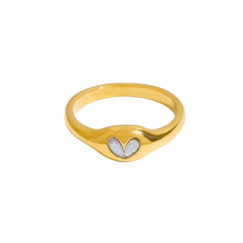 Tiny Heart Ring 57    Bay