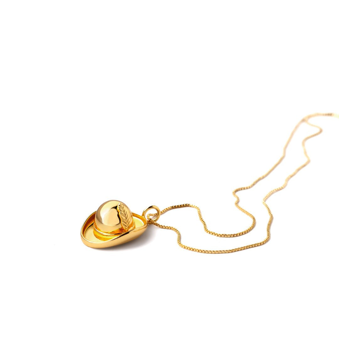 Halskæde Hat Med Fjer Vedhæng  Happyhat 50 Cm Kæde 18 Karat Forgyldning