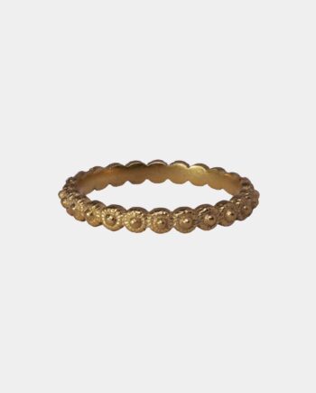 - Ring Med Ornamenter